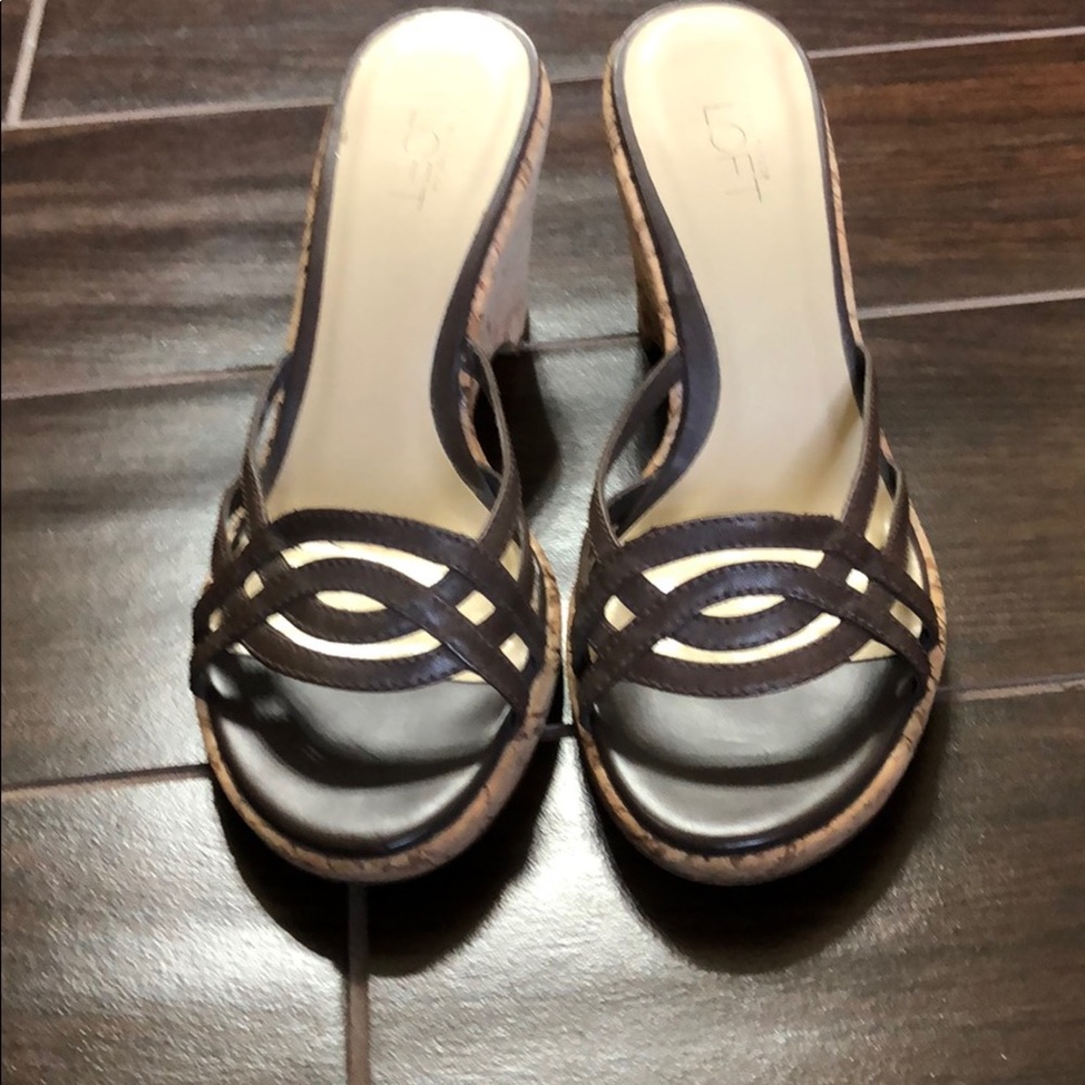 Sandles